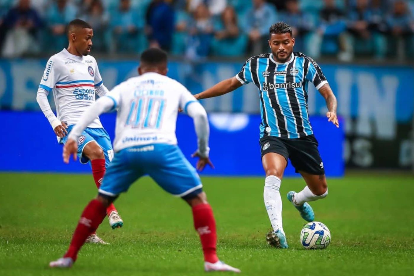 Confira onde assistir Grêmio x Bahia ao vivo hoje