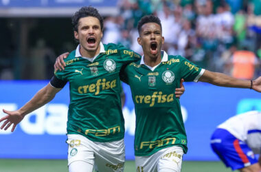 Veiga e Estêvão do Palmeiras (Foto Marcello ZambranaAGIF)