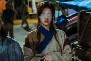 Jung So Min, no papel de Mu Deok-i e Naksu