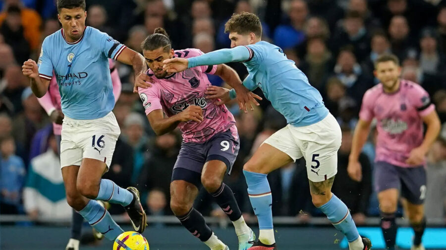 Manchester City x Everton: confronto decisivo na Premier League nesta quinta (26)