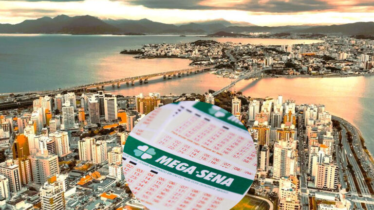 Vista aérea de Florianopolis com cartão da mega sobre a imagem