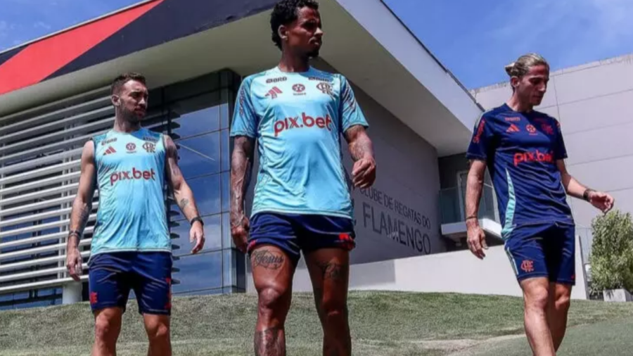 Filipe Luís Recebe Reforço no Treino e Pode Mudar Escalação do Flamengo contra o Maricá