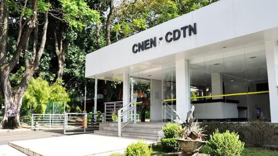 Concurso da CNEN oferece 150 vagas com salários de até R$ 14,7 mil