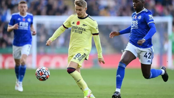 Jogo ao vivo: hoje na Premier League tem Arsenal x Leicester; veja onde assistir