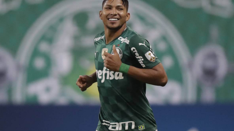 Rony, atacante do Palmeiras