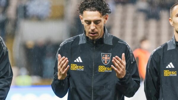 Proposta recusada: Vasco perde disputa por Nuno Moreira, mas não desiste