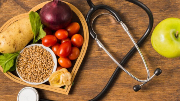 Alimentação equilibrada e bem-estar: como manter a saúde sem afetar sua dieta