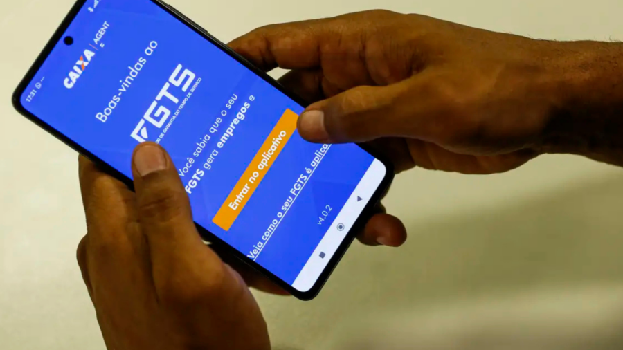 FGTS: Trabalhadores já podem consultar saldo para saque; veja como acessar o aplicativo e quem tem direito