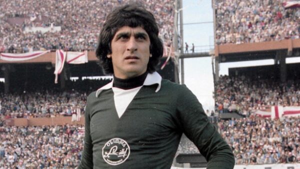 Ídolo argentino Ubaldo Fillol visita o CT do Flamengo e reencontra legado no clube