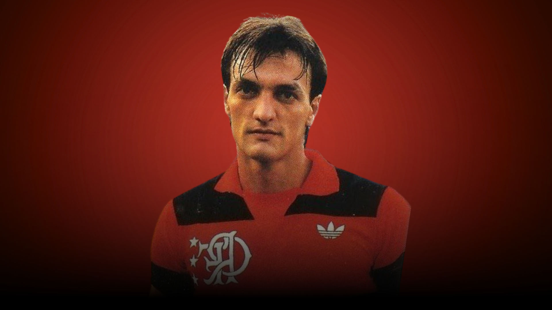 Leandro, lendário lateral do Flamengo, em ação no Maracanã