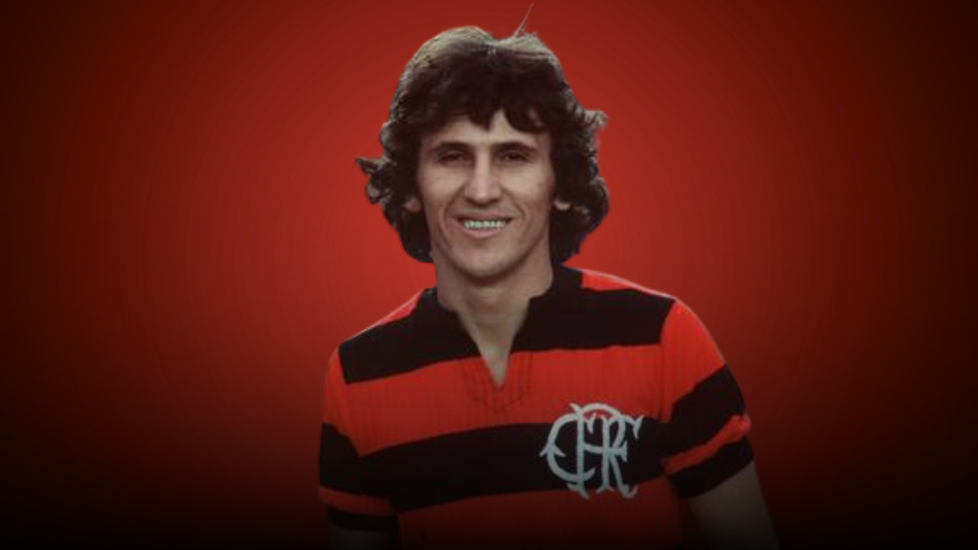 Zico com a camisa 10 do Flamengo em campo