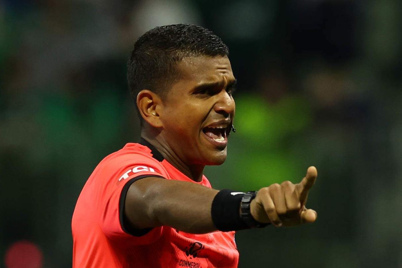 Árbitro Alexis Herrera, da Venezuela