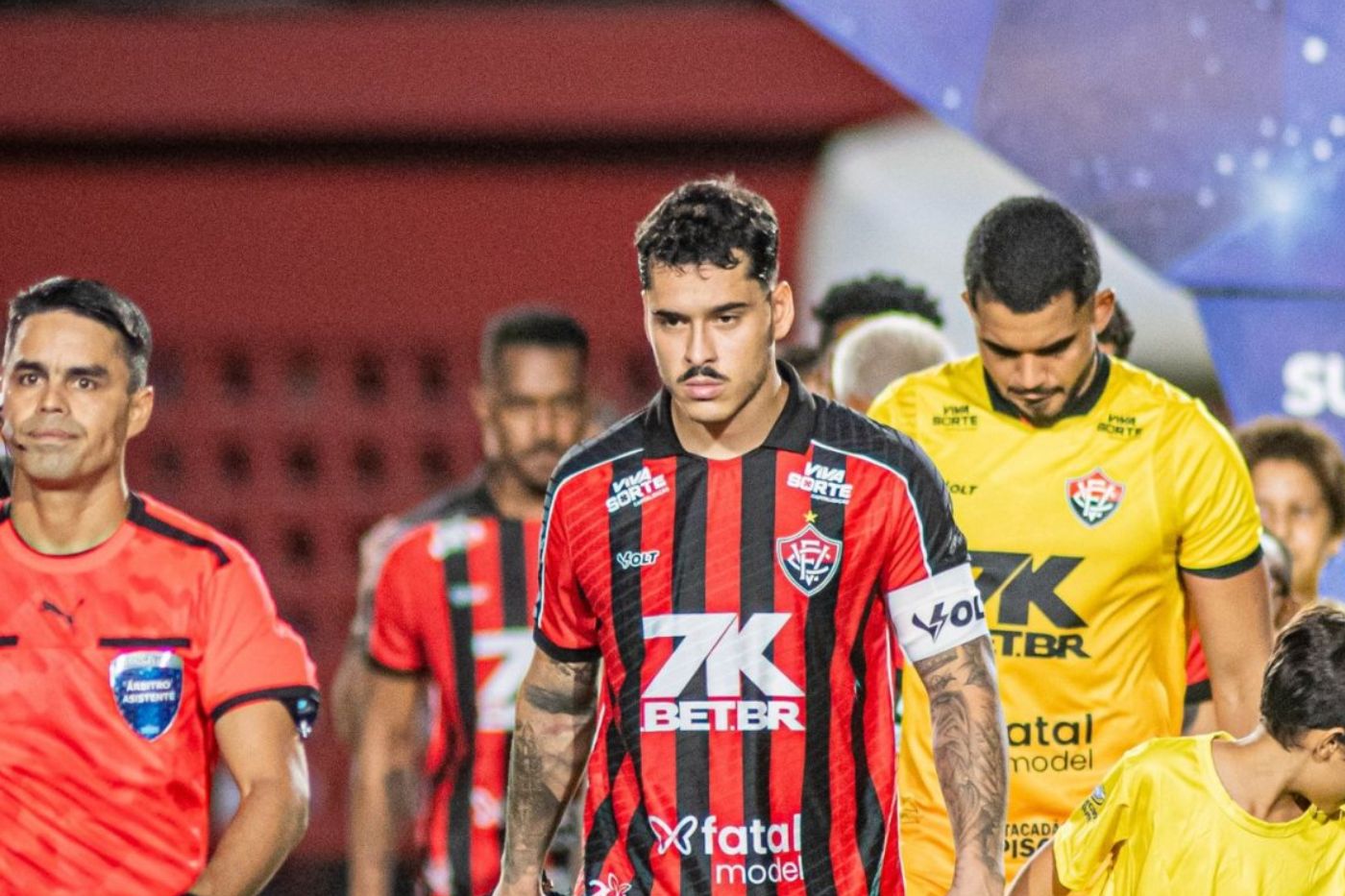 Equipes ficaram no 0 x 0 no jogo de ida