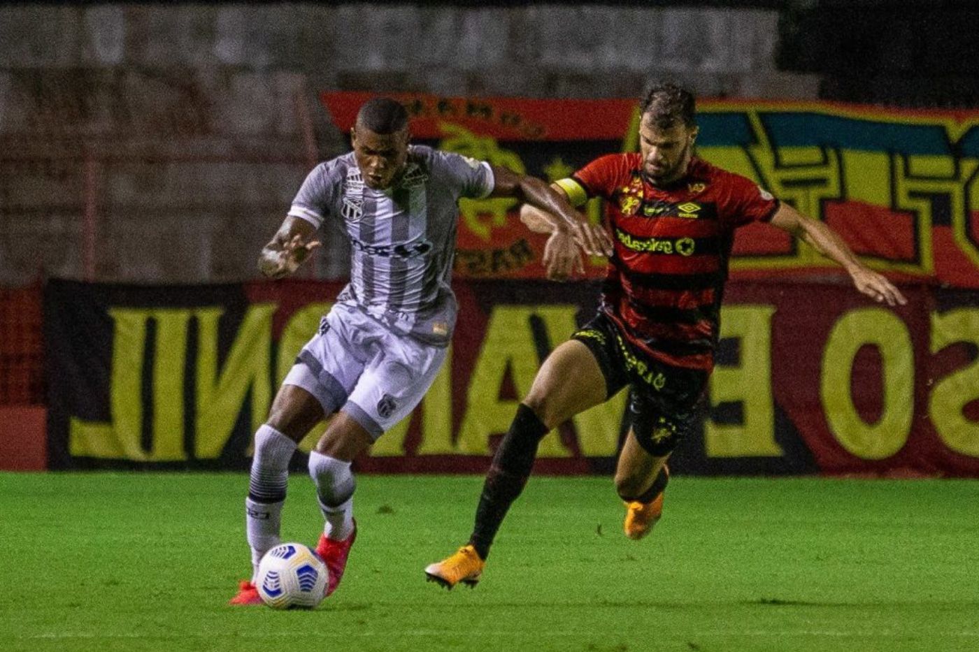 Futebol ao Vivo Hoje (17/05): Onde Assistir Ceará x Sport, Horário e Escalações