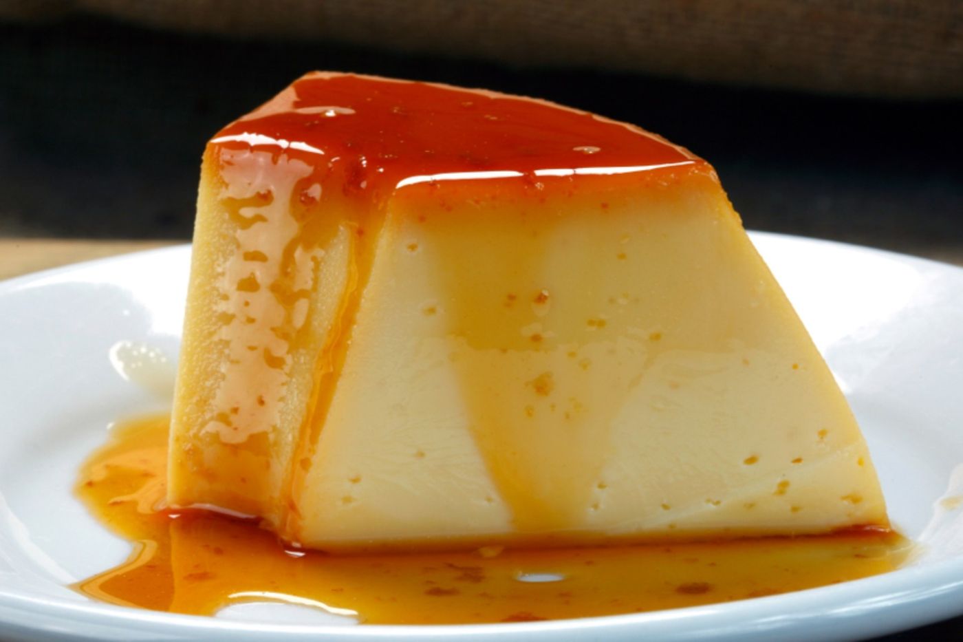 Preparo do Pudim Tradicional Foto (Yandex)