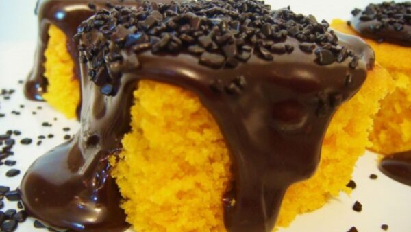 Receita de Bolo de Cenoura com Chocolate: Passo a Passo Infalível