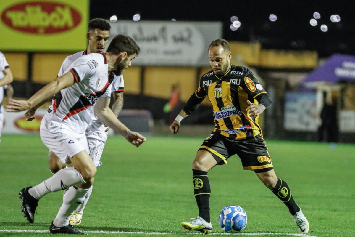 Onde Vai Passar Atlético-GO x Novorizontino Ao Vivo Hoje Pela Série B 2025