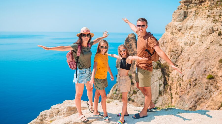 Turismo familiar: vale a pena comprar um pacote de viagem?
