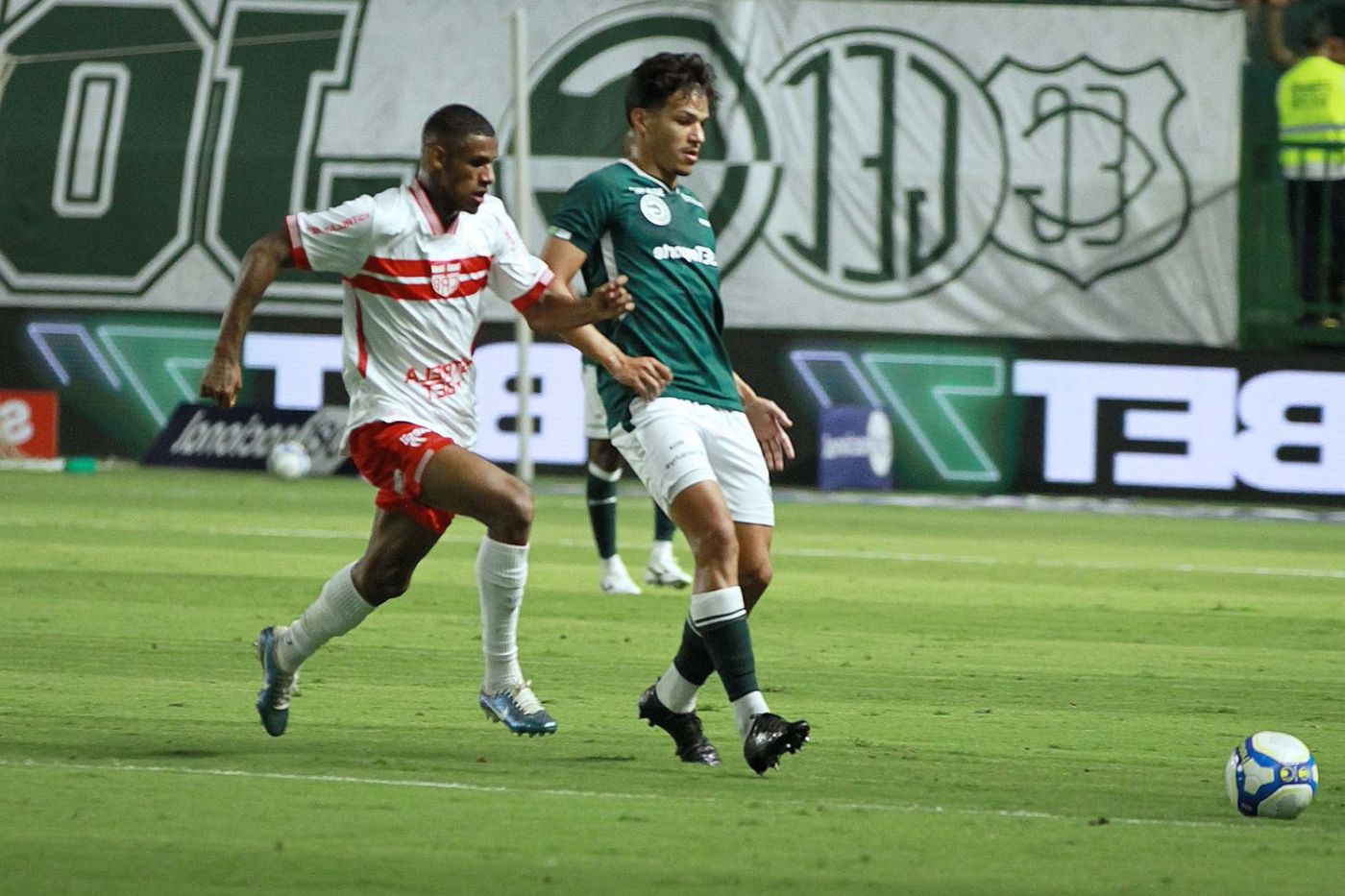 Onde Vai Passar CRB x Goiás Ao Vivo Hoje (14/06) pela Série B 2025
