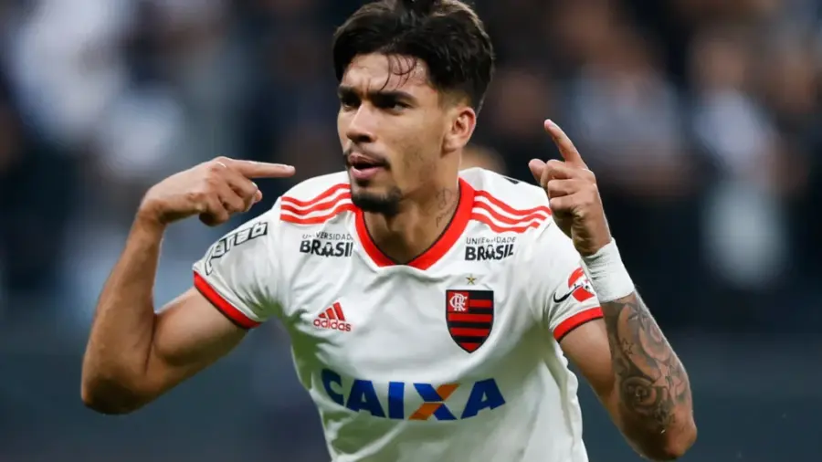Lucas Paquetá no Flamengo? Diálogo com Filipe Luís reacende esperança da torcida rubro-negra em 2025