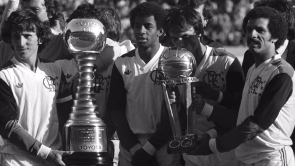 Há 42 anos, Flamengo Humilhava o Liverpool com 3 a 0 na Copa Intercontinental: Zico Brilhou!