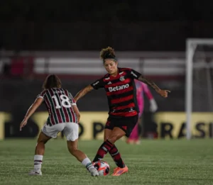 Final do Carioca Feminino: Flamengo e Fluminense empatam em 0 a 0 e deixam decisão para o segundo jogo!