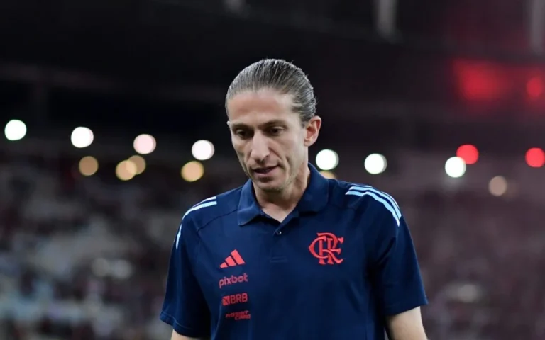 Miranda crava: Filipe Luís é o melhor técnico brasileiro HOJE! Preparo europeu e futuro na Europa são destaques