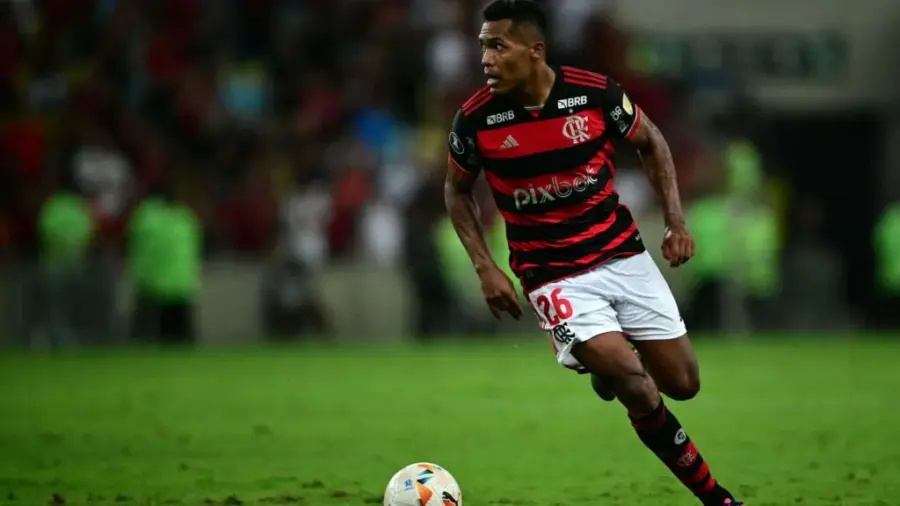 Alex Sandro titular, Danilo no banco: Fla domina a Seleção Brasileira contra Senegal e agita a Nação Rubro-Negra