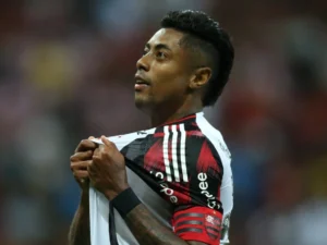 Douglas Telles Brilha: Flamengo Goleia Sport por 5 a 1 e Reacende Confiança da Torcida
