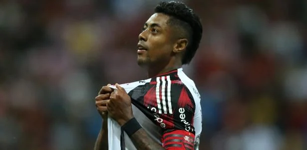 Fim de papo? Flamengo assume liderança com 72% de chances de título; Palmeiras com 26,6%. Entenda!