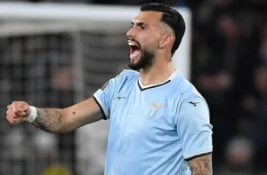 Taty Castellanos adia sonho do Flamengo: Europa e Copa do Mundo são prioridade para o atacante argentino em 2025