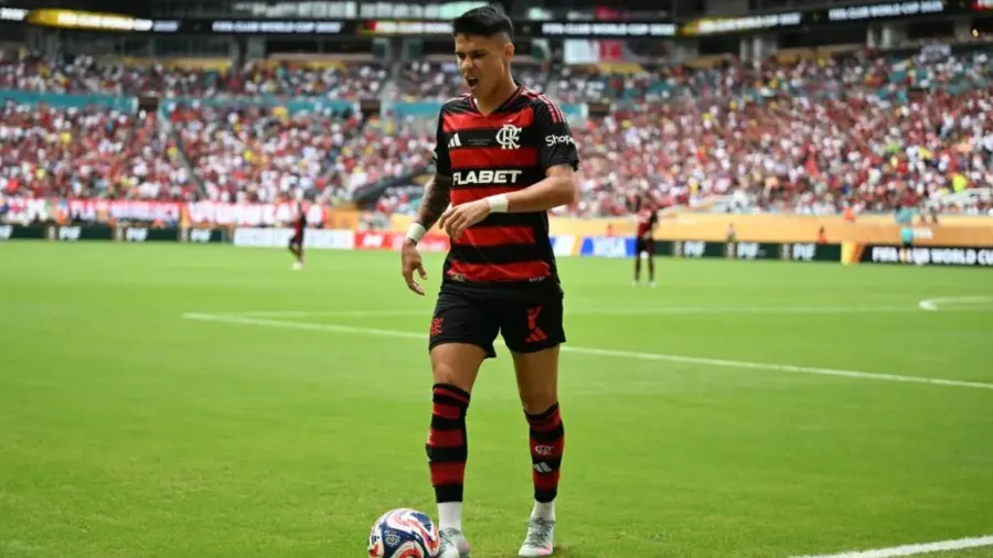 Luiz Araújo titular: Flamengo dispara no Brasileirão com 82% de aproveitamento e 5 gols do atacante! Veja os números