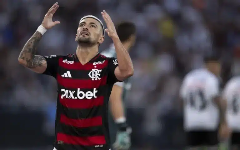 Flamengo acelera retorno de Arrascaeta, Danilo e Plata da Data FIFA para o clássico contra o Fluminense
