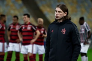 Filipe Luís pode ter 6 reforços no Flamengo x Fluminense pelo Brasileirão, veja 6 nomes prováveis, desfalques de Danilo e Alex Sandro e horário