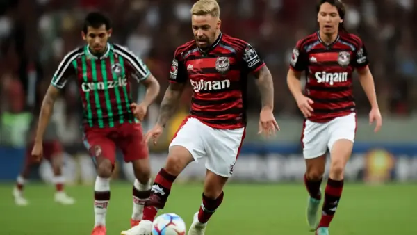 Flamengo x Fluminense 2025: Flamengo tenta manter tabu no Maracanã na 34ª rodada, com 71 pontos no Brasileirão, elenco de Filipe Luís com Pedro e Arrascaeta