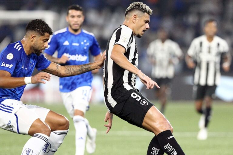 Botafogo x Cruzeiro hoje: onde assistir ao vivo, horário e escalações pelo Brasileirão 2026