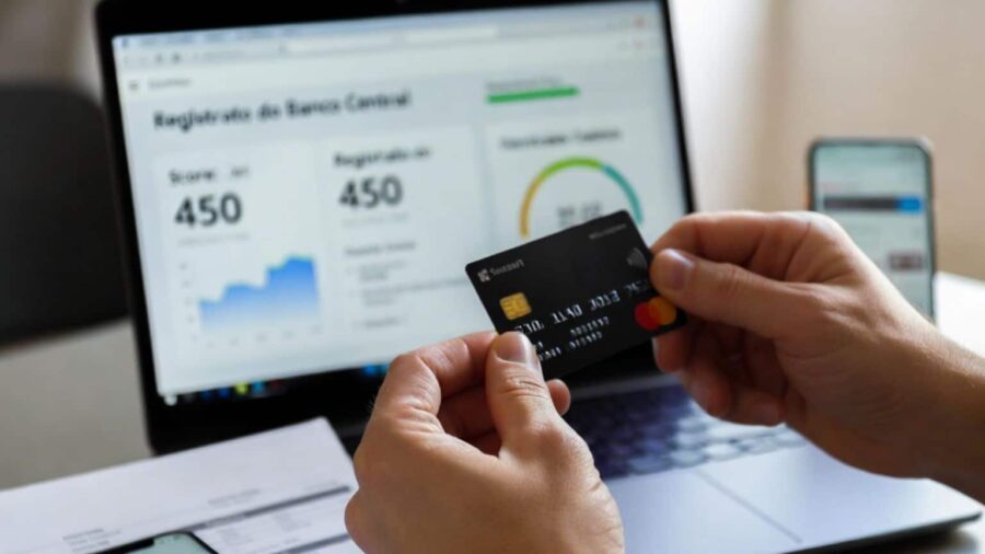 Cartão para Negativado: O Que Bancos Analisam Antes de Liberar