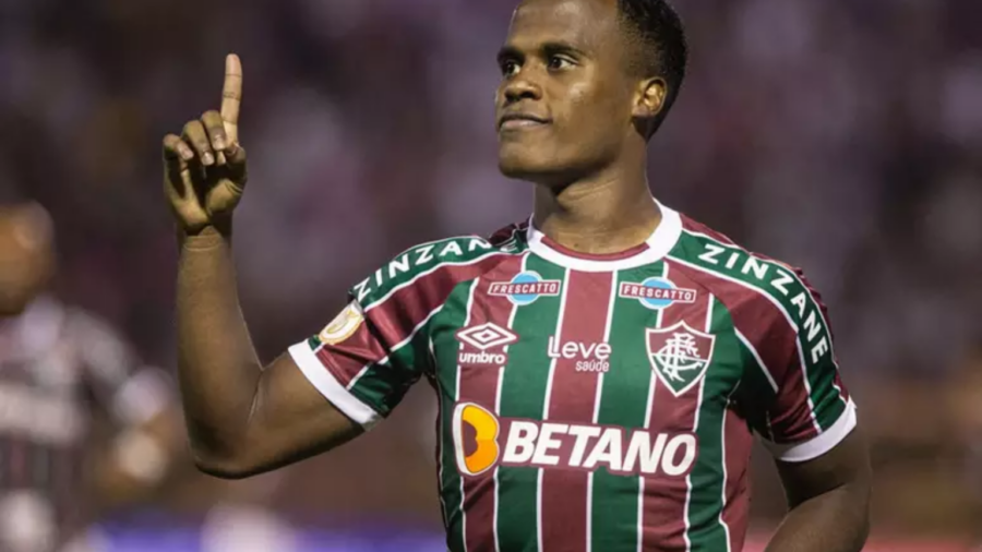 Palmeiras oferece R$ 154 milhões por Jhon Arias e coloca Fluminense em alerta máximo