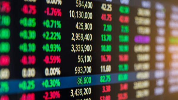 Bolsas Europeias Rugem com Notícias de Guerra: O Que Isso Significa Para o Petróleo e Seu Bolso?