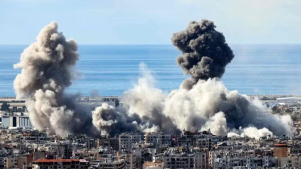 Israel diz ter destruído centro de inteligência do Irã em Teerã, intensificando guerra no Oriente Médio com o filho de Khamenei no poder