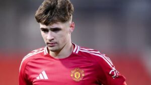 Jovem promessa do Manchester United, Jack Fletcher é suspenso por seis jogos após insulto homofóbico em partida da base