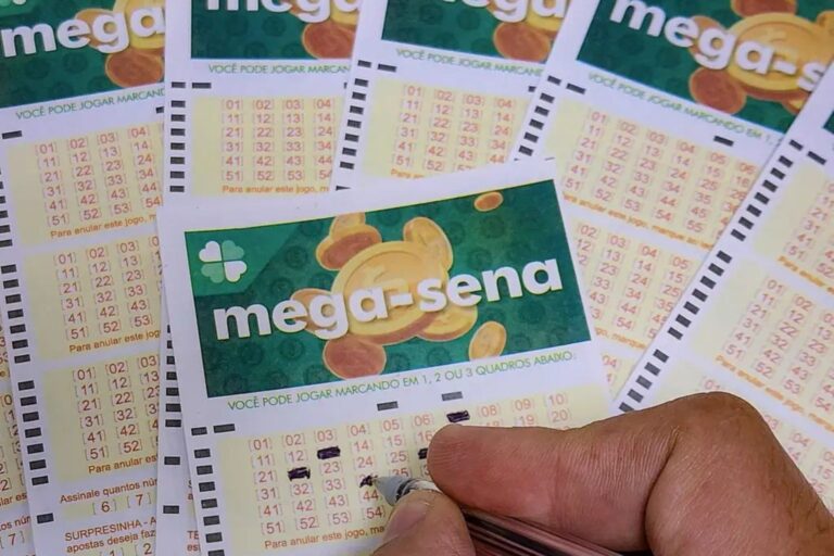 Mega-Sena: Descubra o Rendimento de R$ 60 Milhões na Poupança, Tesouro Direto e CDBs com Juros de 15%