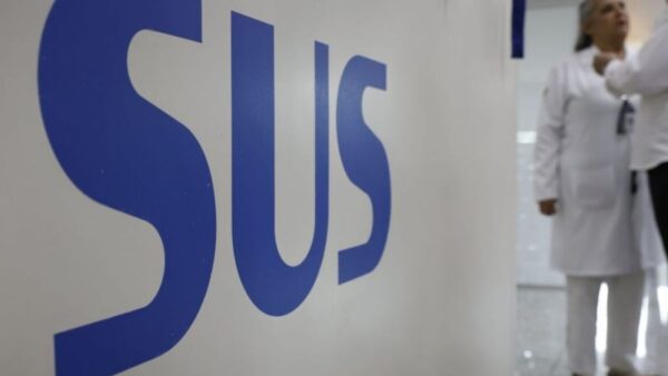SUS lança teleatendimento psicológico gratuito para mulheres vítimas de violência em todo o Brasil, encontre ajuda ligue 180
