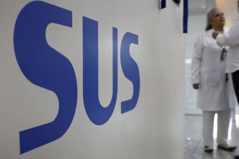 SUS lança teleatendimento psicológico gratuito para mulheres vítimas de violência em todo o Brasil, encontre ajuda ligue 180