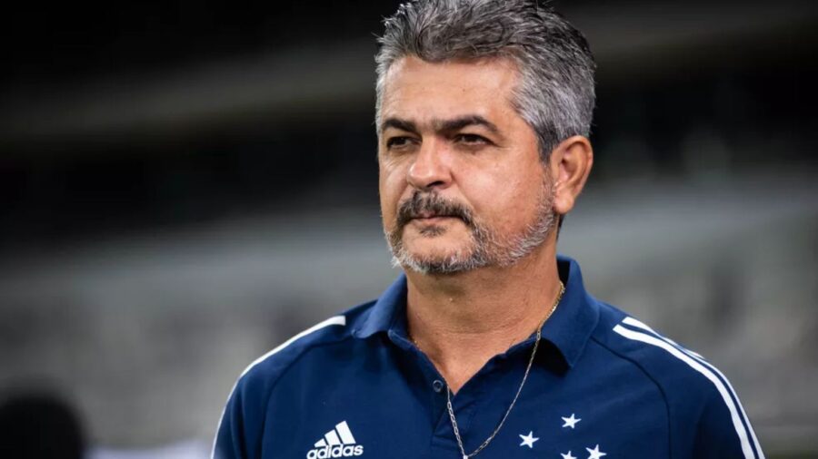 Técnico Ney Franco em Apuros: Preso no Qatar, Relata Explosões Assustadoras em Meio a Tensão da Guerra no Irã