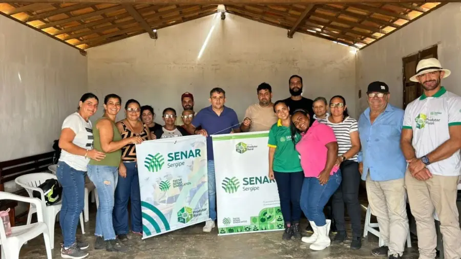 Prefeitura de Nossa Senhora da Glória Impulsiona Renda com Curso Gratuito de Produção de Frangos e Galinha Caipira Poedeira