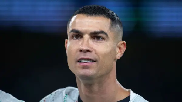 Cristiano Ronaldo celebra vitória do Almería rumo à La Liga: ‘Estamos mais perto!’
