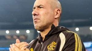 Flamengo inicia a era de Leonardo Jardim com vitória por 2 a 0 sobre o Cruzeiro, evolução tática visível, ânimo do elenco e reflexos imediatos na tabela do Brasileirão