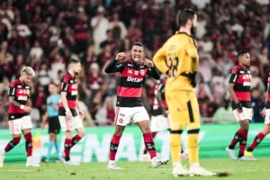 Flamengo vence Remo por 3 a 0 no Maracanã, com Léo Ortiz, Samuel Lino e Luiz Araújo, quarta vitória seguida de Leonardo Jardim e vaga consolidada no G4