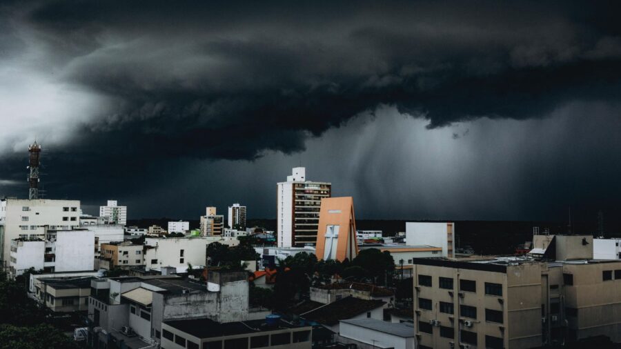 Alerta laranja: chuvas em Aracaju podem superar 100mm até quinta-feira